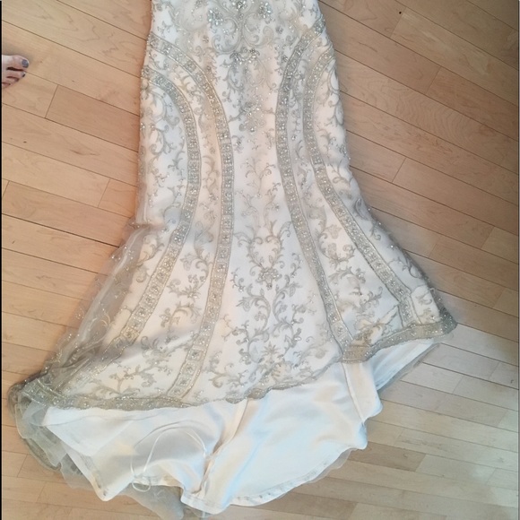 Sottero and Midgley irena gown wedding dress - Picture 7 of 15